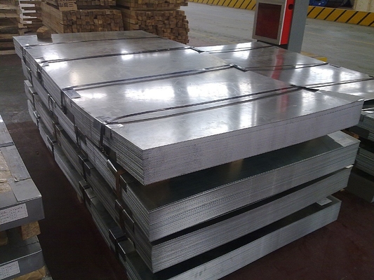 Plata de aço galvanizado para ambientes expostos à água
